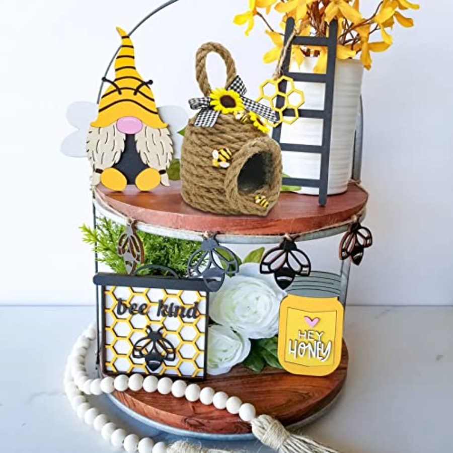 Mini Beehive Farmhouse Bee Tie - огляд і ціна Home Bar And Kitchen